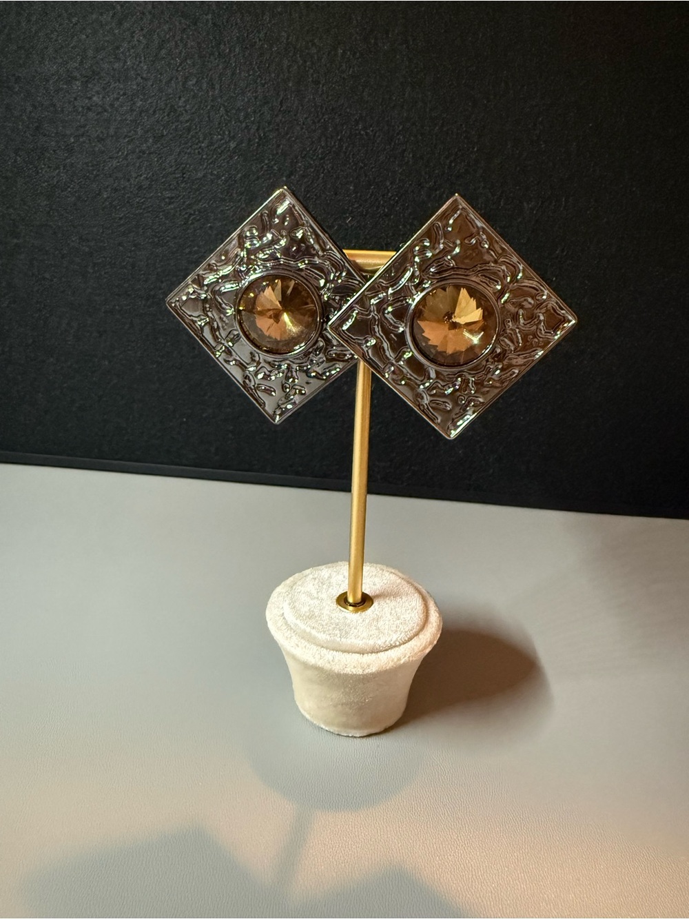 Oversized Bronze Square Crystal Statement Earrings 🗽